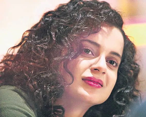 kangana ranaut, hrithik roshan words of war on harassments - Sakshi