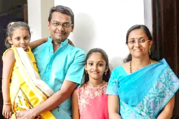 Founder of Shankar IAS Academy commits suicide at Chennai - Sakshi