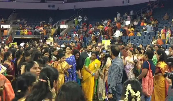 TPAD Bathukamma celebrations held in Dallas - Sakshi