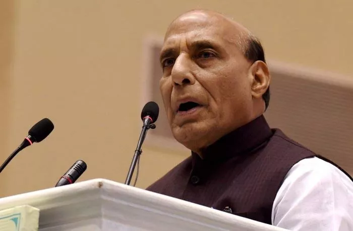 Rajnath Singh to celebrate Dussehra along Indo-Pak border - Sakshi