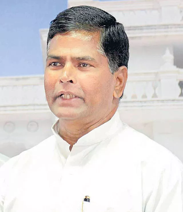 Congress MLA Chinna Reddy Fires On kcr - Sakshi