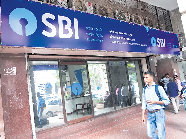 Rupee depreciation double whammy for trade, finds SBI study - Sakshi