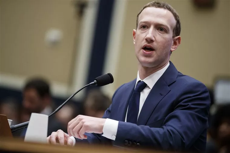 Facebook Shareholders Back Proposal To Remove Zuckerberg As Chairman  - Sakshi