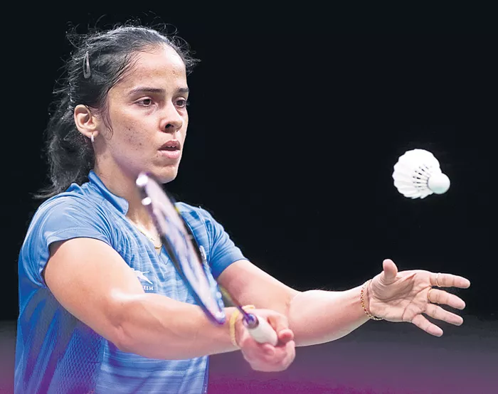  Nehwal got past Nozomi Okuhara to reach final - Sakshi