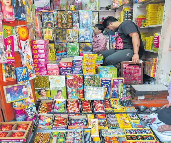 Fireworks industry to file review petition in SC after Diwali - Sakshi