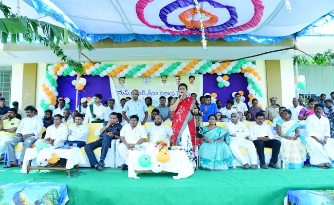 MLA Roja Slams TDP Party And Private Sugar Companies - Sakshi