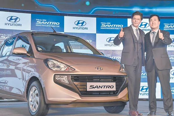 Hyundai Motor launches Santro in India at a price of Rs 3.89 lakh - Sakshi