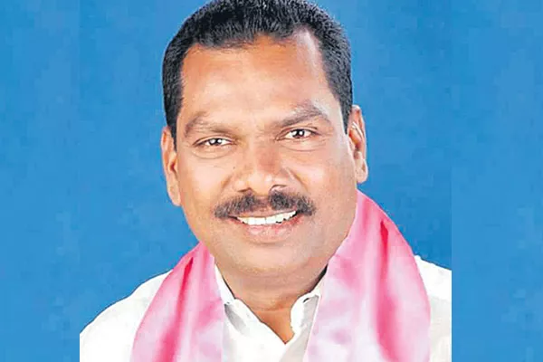 Narsa Reddy into Congress? - Sakshi