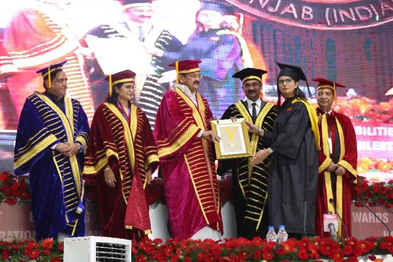 Vice-President Mr Venkaiah Naidu chaired LPU's 9th Convocation at the Campus - Sakshi