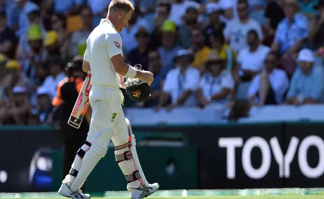  David Warner Leaves Field After A Sledge From Opposition in Sydney Grade Cricket Game - Sakshi