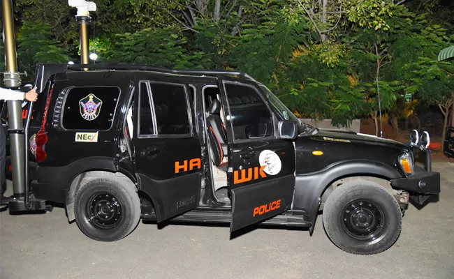 Sophisticated vehicle For Kurnool Police Department - Sakshi