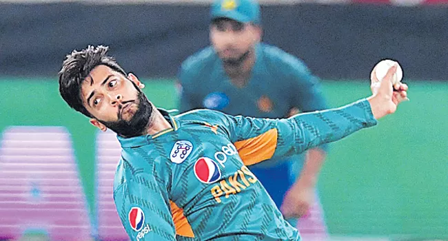  Pakistan seek whitewash as Australia play for pride - Sakshi