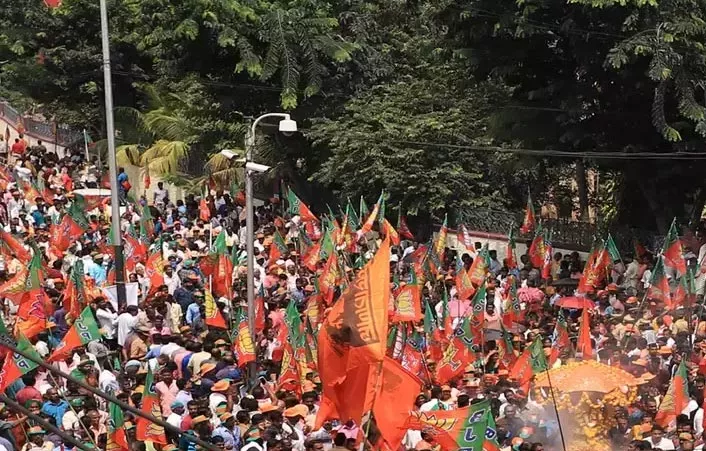 BJP to undertake 'Rath Yatra' to save Sabarimala temple - Sakshi