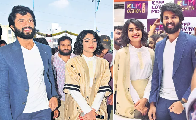 Vijay Devarakonda launch New KLM Fashion Mall in Chandanagar - Sakshi