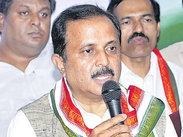 Madhu Yaskhi fires on KCR family - Sakshi