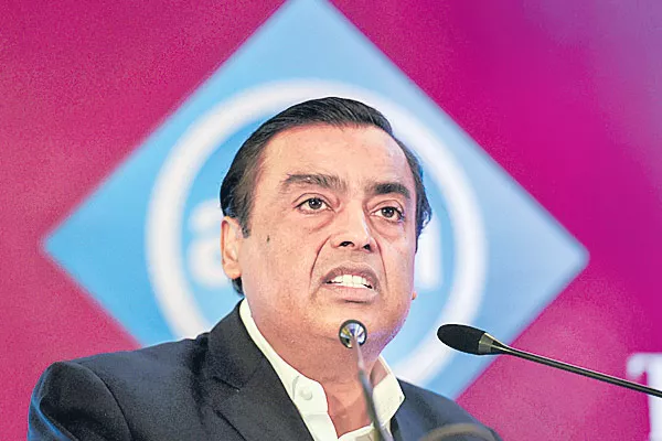 ndia on way to lead 4th industrial revolution: Mukesh Ambani - Sakshi