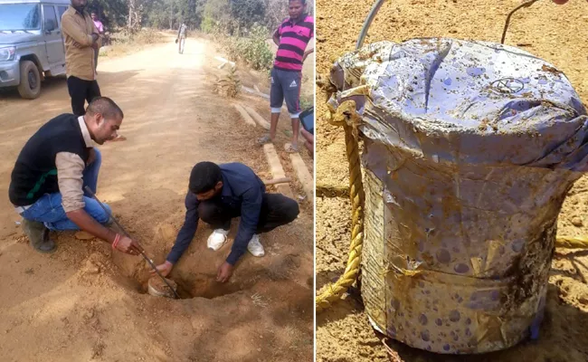 Land Mines Has Been Found In Sukuma Narayuanpur Highway In Chattisghar - Sakshi