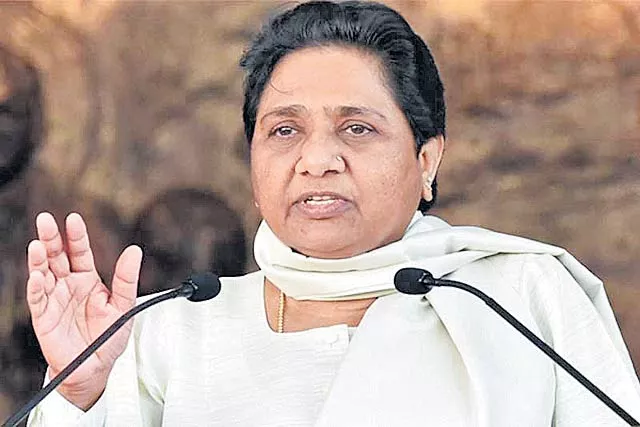 Mayawati says no alliance with Congress for states polls - Sakshi