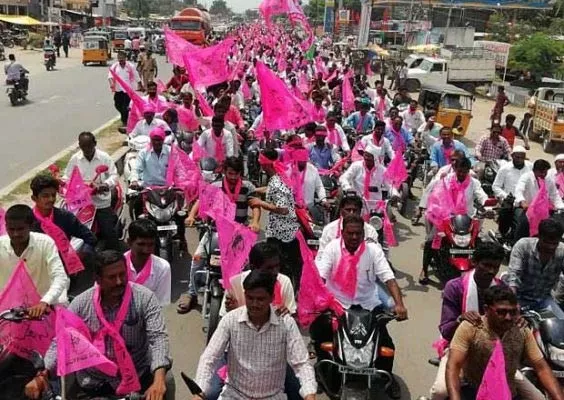 TRS activists should be given identity cards - Sakshi