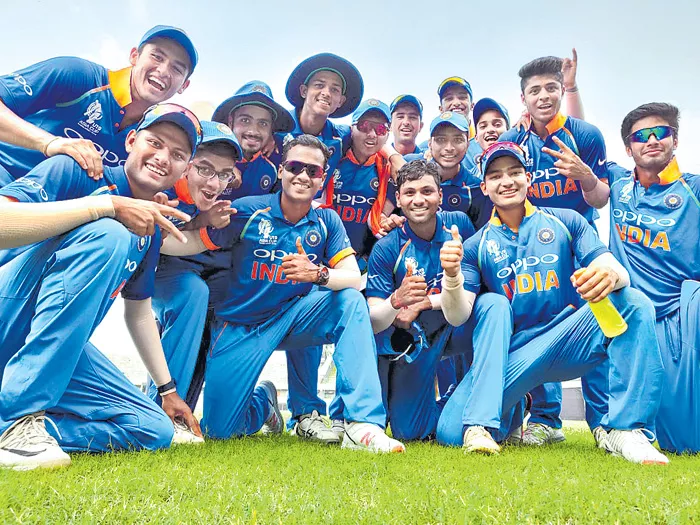 India Defeat Bangladesh by Two Runs to Enter Under-19 Asia Cup Final - Sakshi