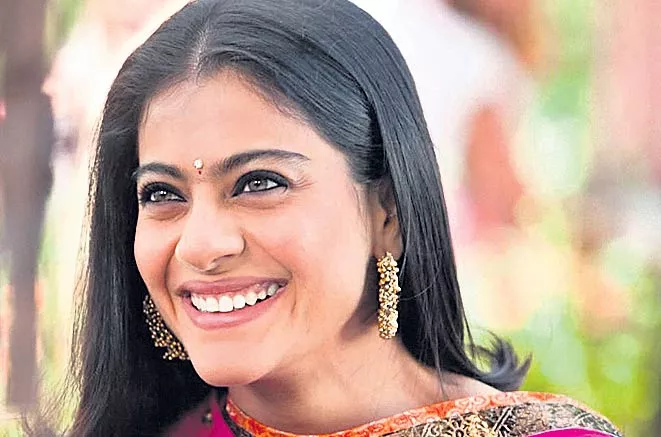 kajol learn the technology lessons - Sakshi