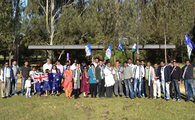 Sydney Telugu NRIs Solidarity Praja Sankalpa Yatra - Sakshi