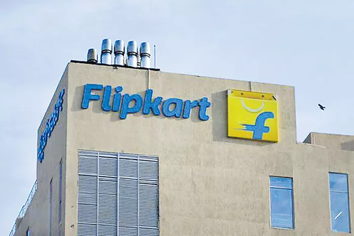 Flipkart to Offer Insurance Cover, Teams Up With Bajaj Allianz - Sakshi