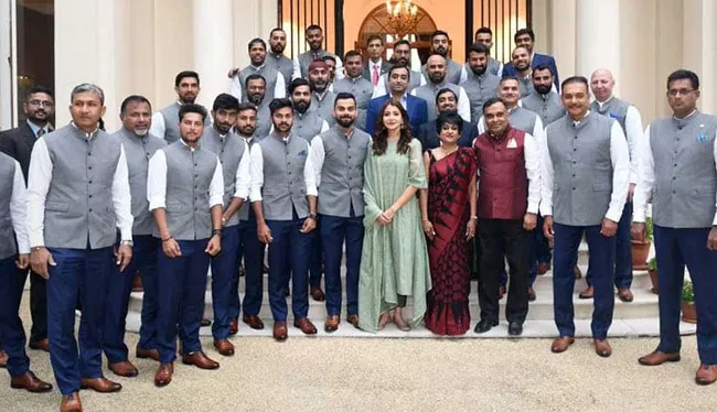 No Decision Yet On Virat Kohlis Request To Allow Wives On Overseas Tours - Sakshi