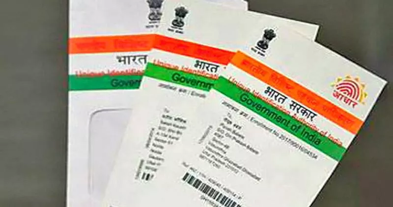 Aadhaar enrolment, update services by banks, post offices - Sakshi