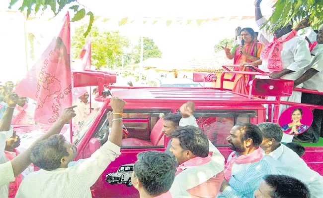 Padma Devender Reddy Election Campaign In Medak - Sakshi