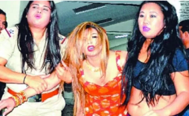 Rakhi Sawant Was Knocked Out In The Ring After She Challenged A Wrestler - Sakshi