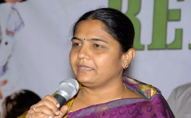 Suneetha Reddy to File Nomination Today Narsapur - Sakshi