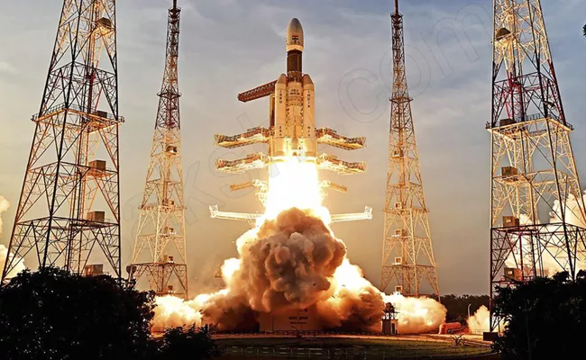 Isro's GSLV MkIII-D2 rocket successfully places GSAT-29 satellite into orbit - Sakshi