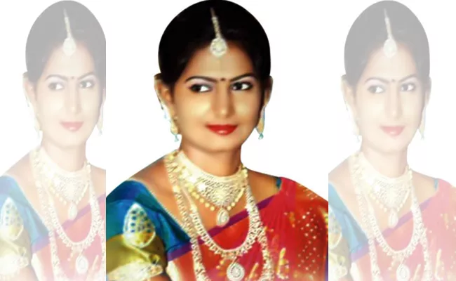 Bride Commits Suicide in Tamil nadu - Sakshi