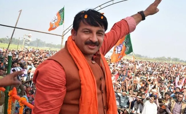 Manoj Tiwari Says Arvind Kejriwal Example For Urban Naxal - Sakshi