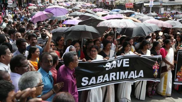 Sabarimala Protest Trupti Desai returns to Mumbai - Sakshi