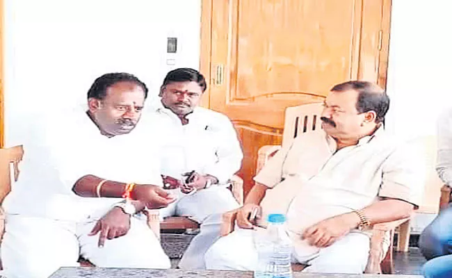 Sama Ranga Reddy Agrees to Contest in Ibrahimpatnam - Sakshi