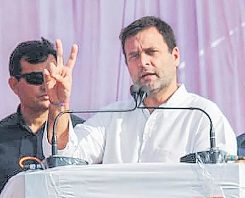 Rahul Gandhi promises farm loan waiver in Chhattisgarh - Sakshi