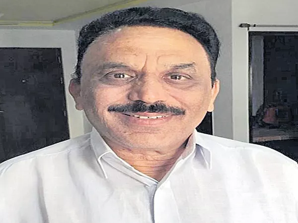 Laxman Reddy Comments on Chandrababu - Sakshi