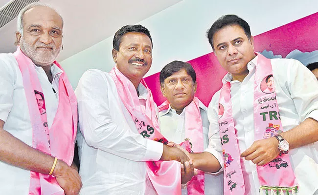 KTR Comments On Kodandaram - Sakshi