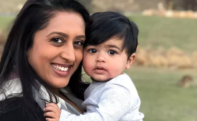 A Facebook Employee Struggle With Airline As She Flew With Baby Boy - Sakshi