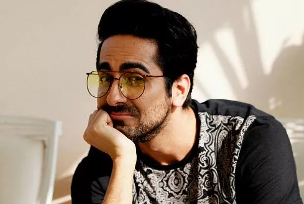 ayushmann khurrana bollywood entry to Vicky Donor - Sakshi