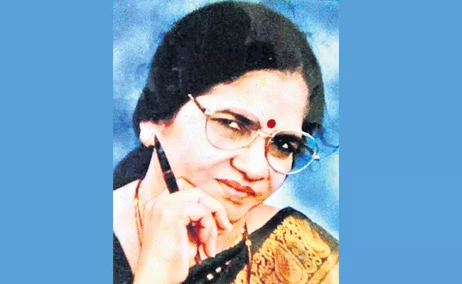 Writer Pramila Devi Died With Heart Stroke In Hyderabad - Sakshi