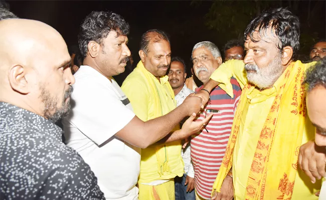 Akepati Amarnath Reddy Reached Tirumala Pddayatra - Sakshi