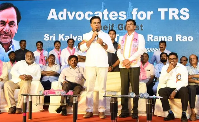 TRS Leader KTR Fires On Chandrababu Naidu - Sakshi