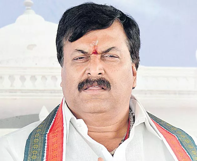 Congress MLC Ponguleti Sudhakar Reddy upsets over khammam seat - Sakshi