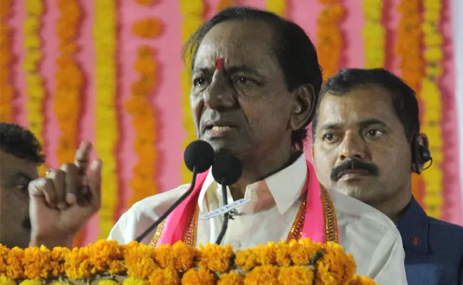 KCR Campaigning At Medak - Sakshi