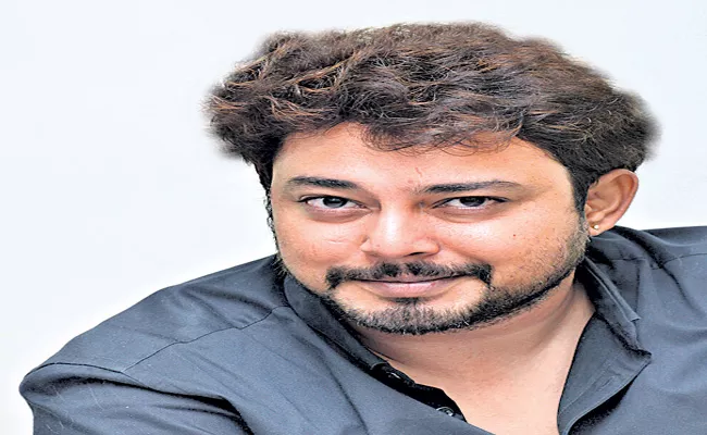 Tanish Says Ready To Do Any Role In Rangu Promotions - Sakshi