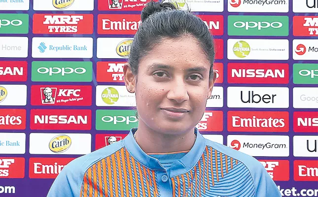 Manipulative, lying, cheat: Mithali Raj  manager lashes out at Harmanpreet Kaur - Sakshi