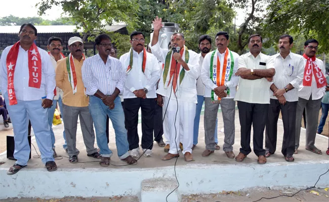 Congress Candidate Gandra Venkata Reddy Election Campaign,Warangal - Sakshi